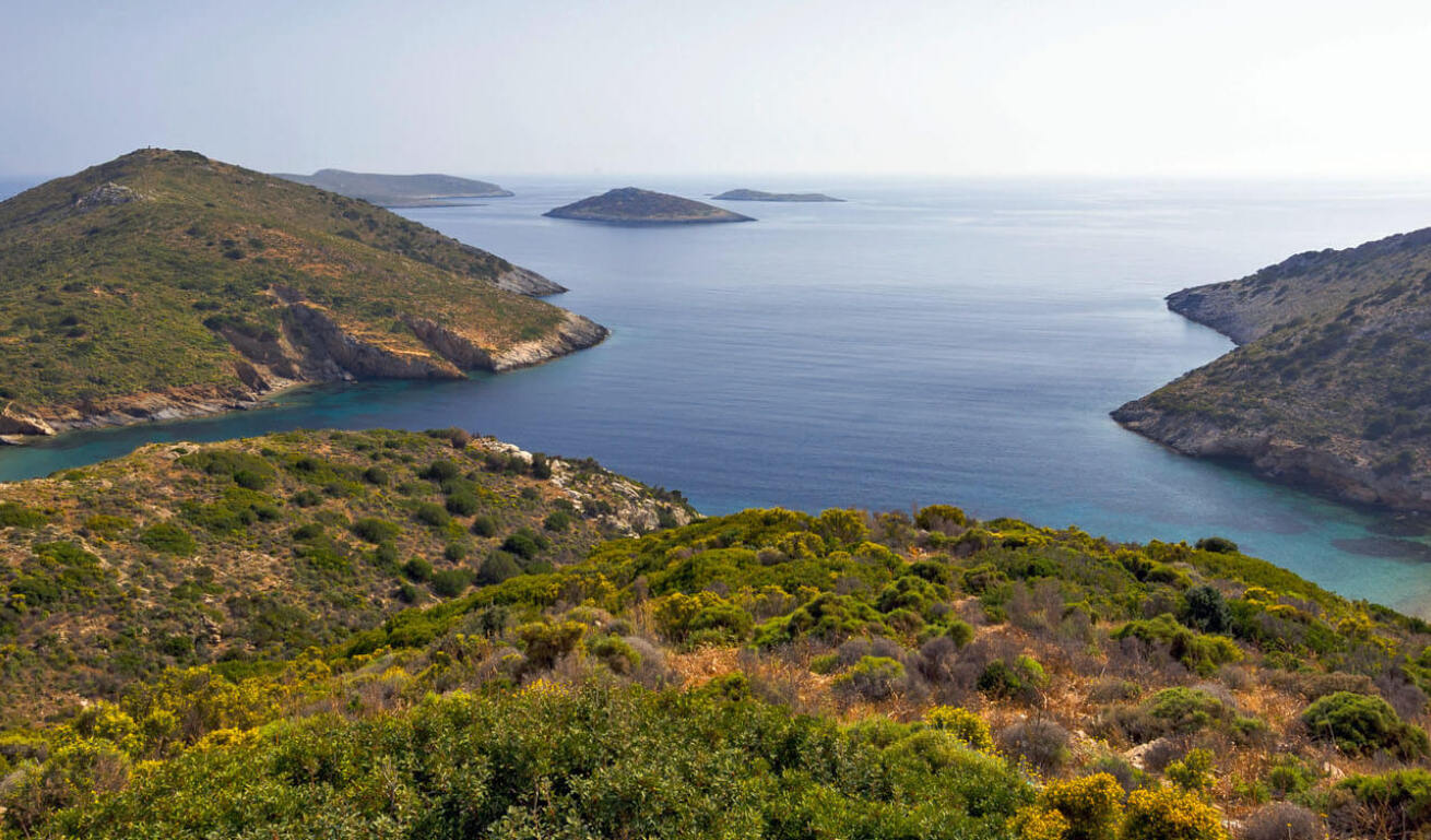 View of Fournoi from above with a cluster of islets in the background