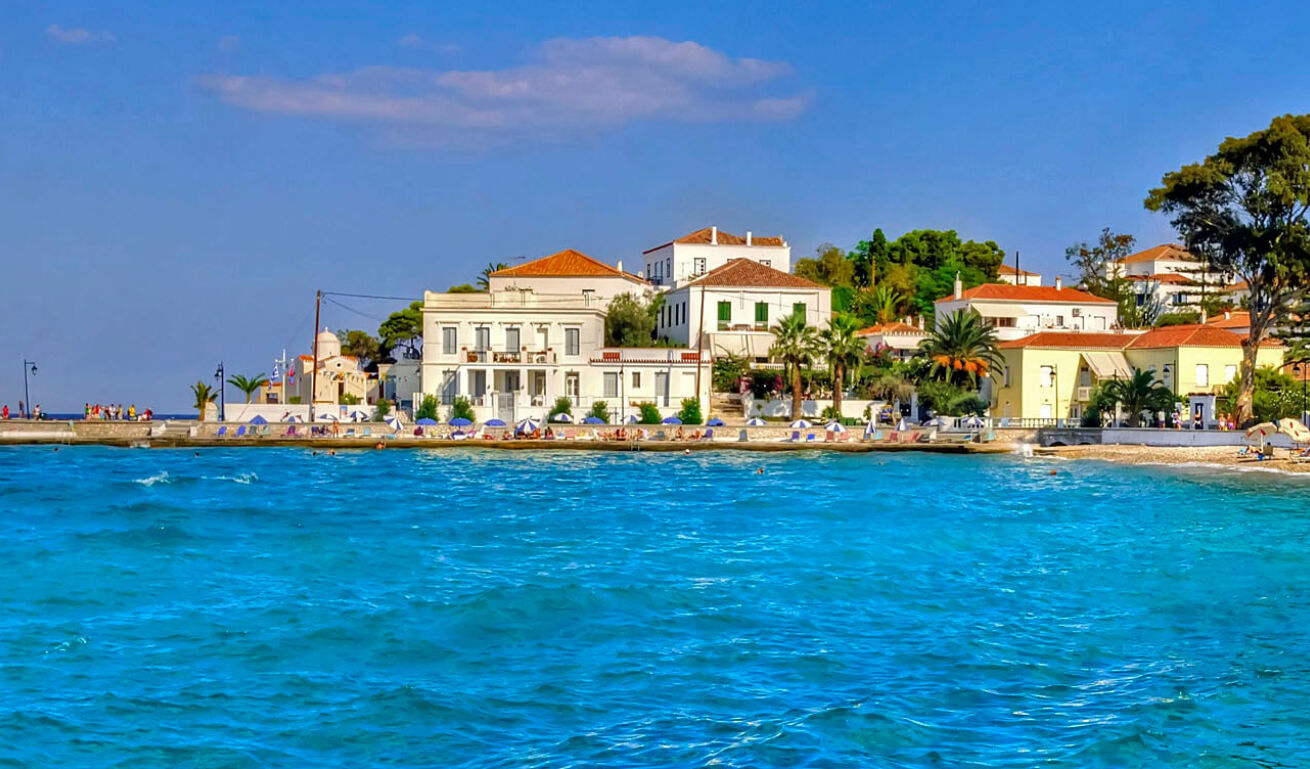 Traditional houses next to the beach