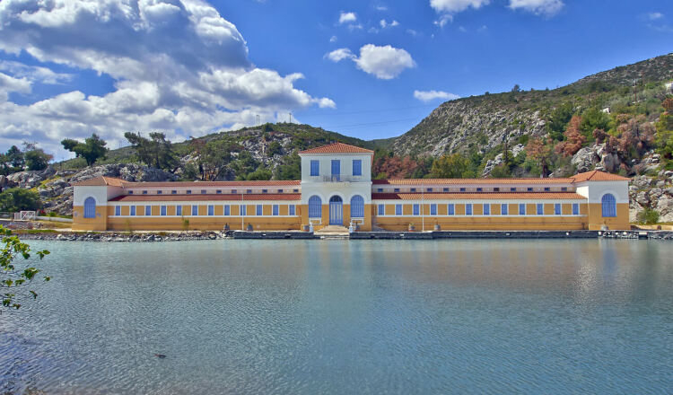 Small town with thermal baths on tthe background